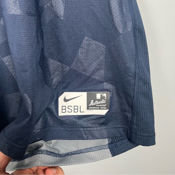 Nike Minnesota Twins T-Shirt - Picture 4 of 5